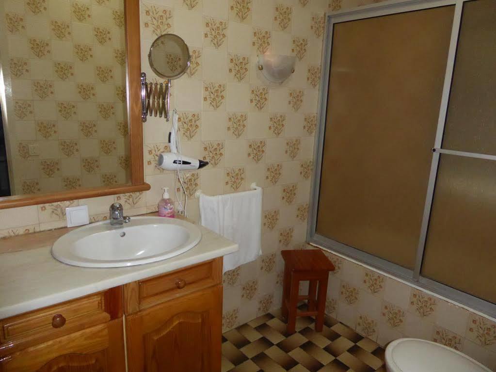Casa De Hospedes Isaias Angra do Heroísmo Εξωτερικό φωτογραφία
